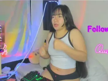 LitleMily  live sex cam