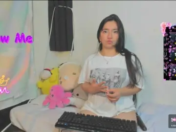 LitleMily  live sex cam