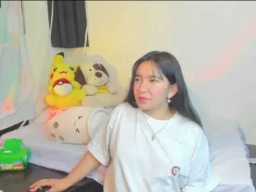 LitleMily  live sex cam