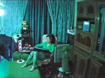 Margarita33  live sex cam