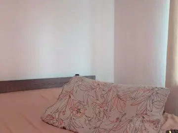 Rosebelle1  live sex cam