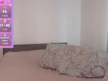 Rosebelle1  live sex cam