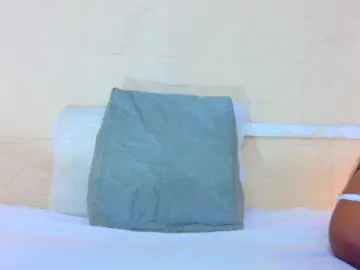 Slim-chocobar18  live sex cam