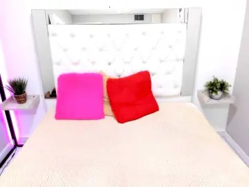 AshleyRobert  live sex cam