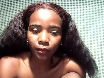 LandiQueen12  live sex cam