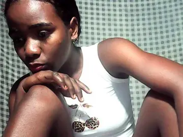 LandiQueen12  live sex cam