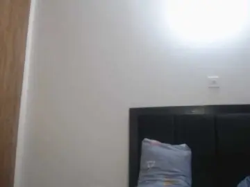 Paradisedoll  live sex cam