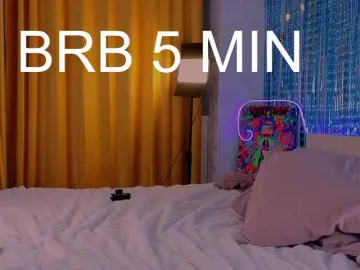 RenaWong  live sex cam