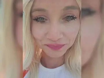AlinaLoves  live sex cam