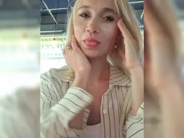 AlinaLoves  live sex cam