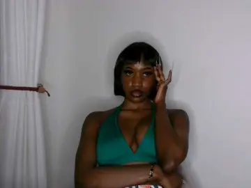 Brianna-1  live sex cam