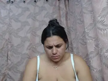 Mariaarredond  live sex cam