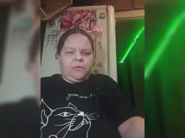 Marischka87  live sex cam