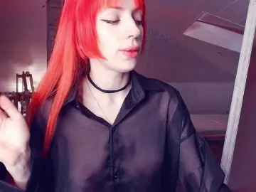 MeowRoslavaa  live sex cam