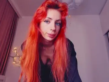 MeowRoslavaa  live sex cam