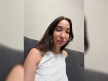MiLaHHa  live sex cam