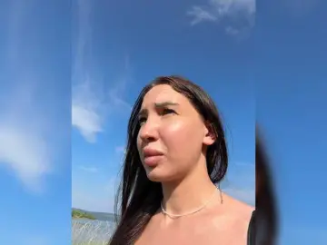 MiLaHHa  live sex cam