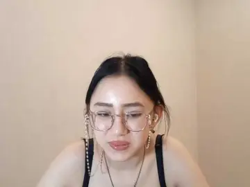 MyrleHenggeler  live sex cam