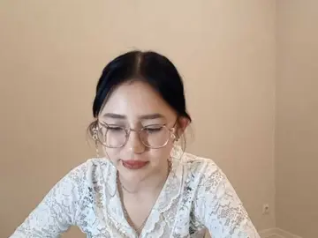 MyrleHenggeler  live sex cam