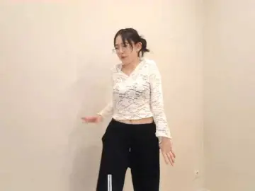 MyrleHenggeler  live sex cam