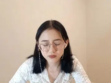 MyrleHenggeler  live sex cam