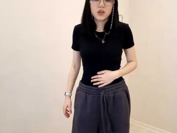 MyrleHenggeler  live sex cam