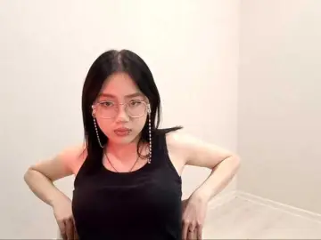 MyrleHenggeler  live sex cam