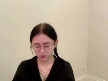 MyrleHenggeler  live sex cam