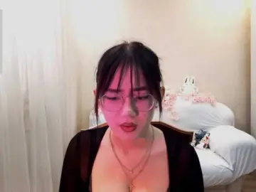 MyrleHenggeler  live sex cam