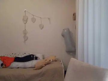 MyrleHenggeler  live sex cam