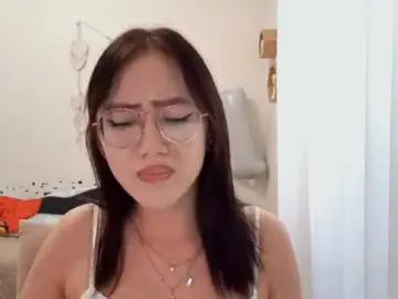 MyrleHenggeler  live sex cam