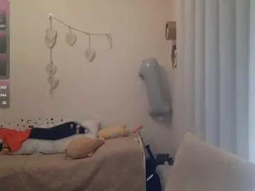 MyrleHenggeler  live sex cam