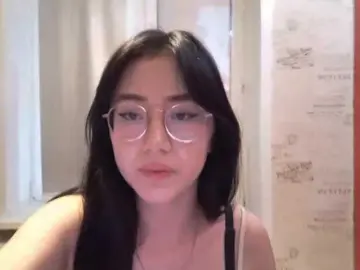 MyrleHenggeler  live sex cam