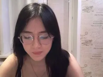 MyrleHenggeler  live sex cam