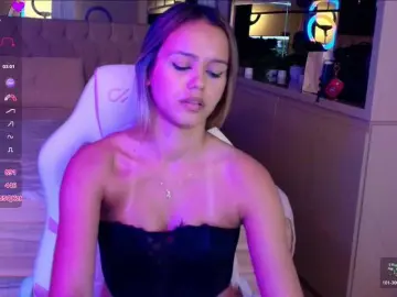 StacyTylerr  live sex cam