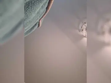 YoungMilf  live sex cam