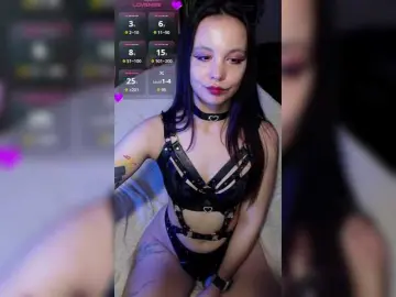 Sexymishka  live sex cam