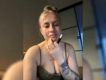 Veronaaaaaa  live sex cam