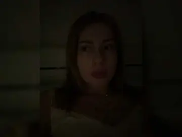 Veronaaaaaa  live sex cam