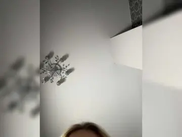 X-NaStyA-x  live sex cam