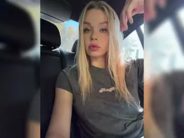 X-NaStyA-x  live sex cam