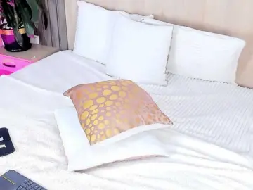 Gyda  live sex cam