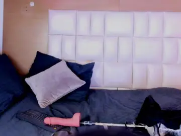 Gyda  live sex cam