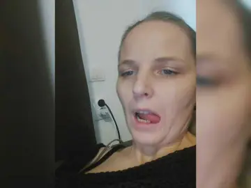 Lulu-Erotica  live sex cam