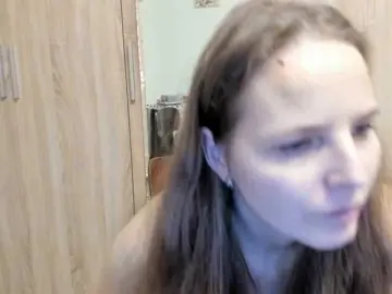 Lulu-Erotica  live sex cam