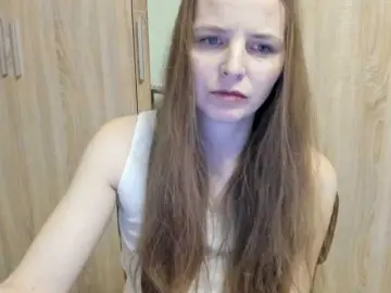 Lulu-Erotica  live sex cam