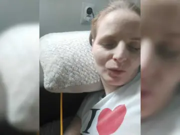 Lulu-Erotica  live sex cam