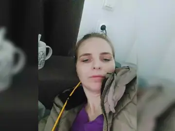 Lulu-Erotica  live sex cam