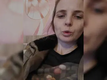 Lulu-Erotica  live sex cam