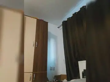 Lulu-Erotica  live sex cam